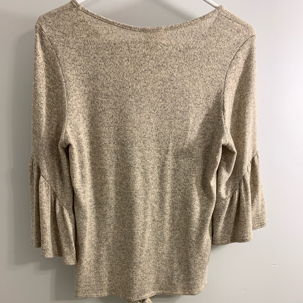 Sweater - Picture 4 of 4